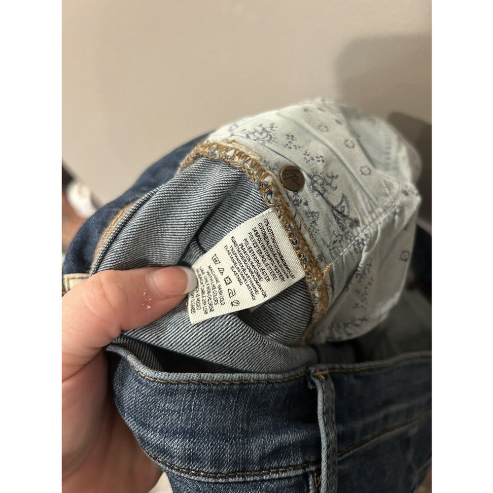 We The Free Jeans Size 28 NWT Skinny Distressed Jeans - Picture 5 of 5